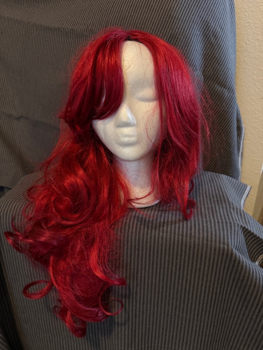 Vibrant Red Long Wavy Women's Wig with Bangs